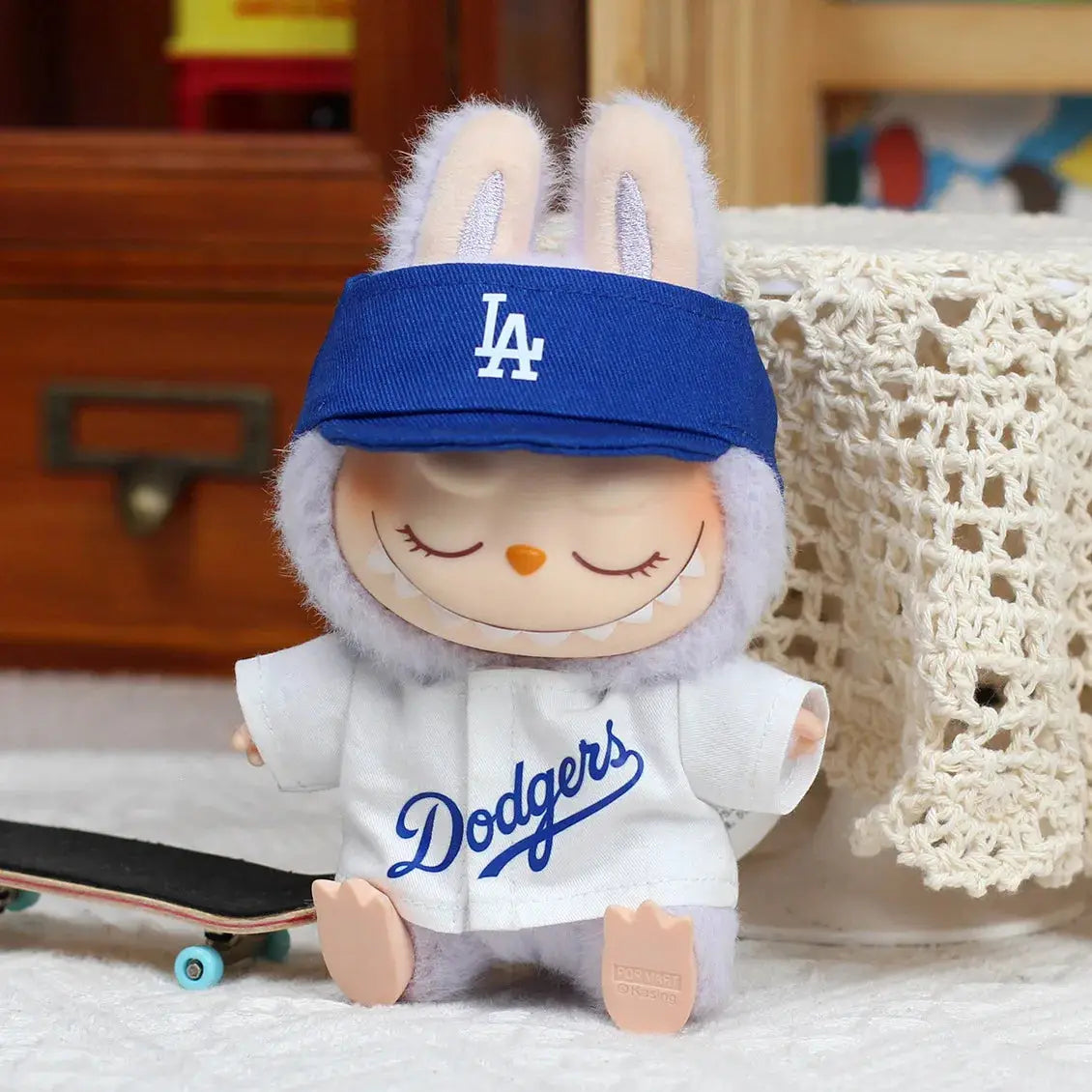 Muñeco Idol I & II 17cm - Uniforme de Béisbol  Outfit de Fiesta y Verano